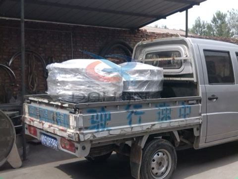 振動(dòng)篩分機(jī)發(fā)貨 振動(dòng)篩分機(jī)發(fā)貨