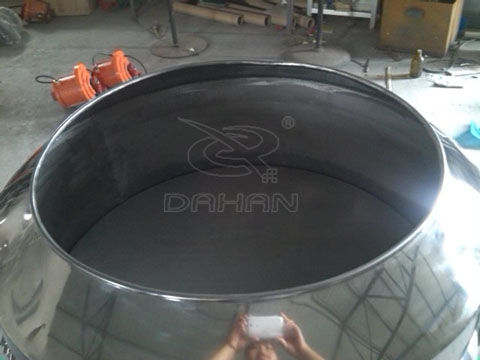 加緣式振動(dòng)篩分機(jī)進(jìn)料口 加緣式振動(dòng)篩分機(jī)進(jìn)料口