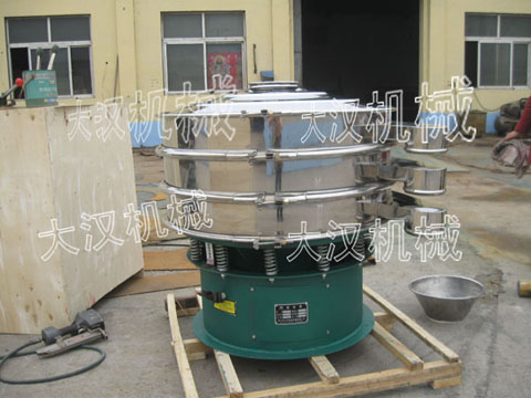 不銹鋼振動(dòng)篩分機(jī) 不銹鋼振動(dòng)篩分機(jī)