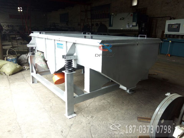 直線篩分機(jī) 直線篩分機(jī)